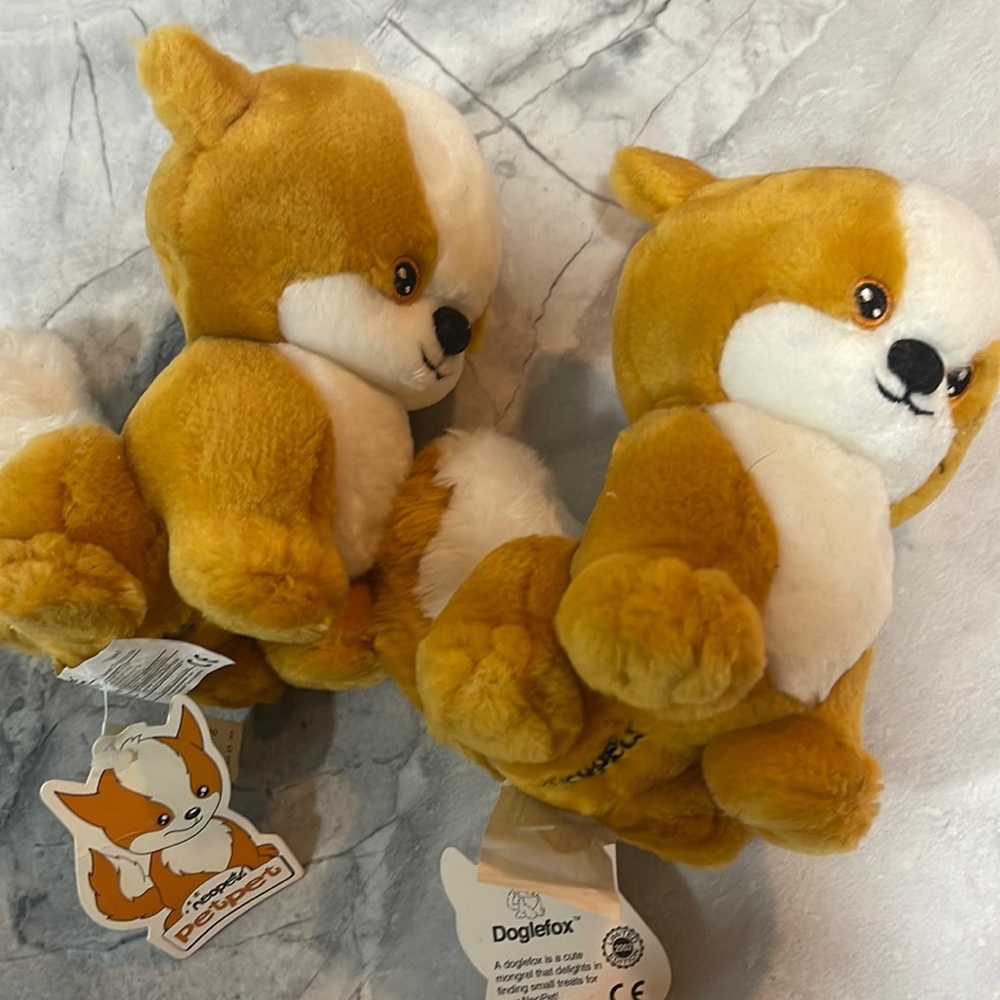 NWT Neopets Doglefox plushie